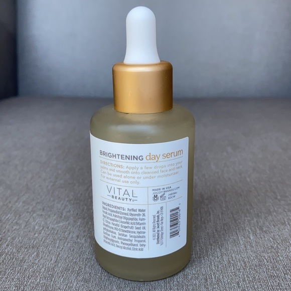 Vital Beauty Brightening Day Serum Vitamin C + Fer - Picture 4 of 4